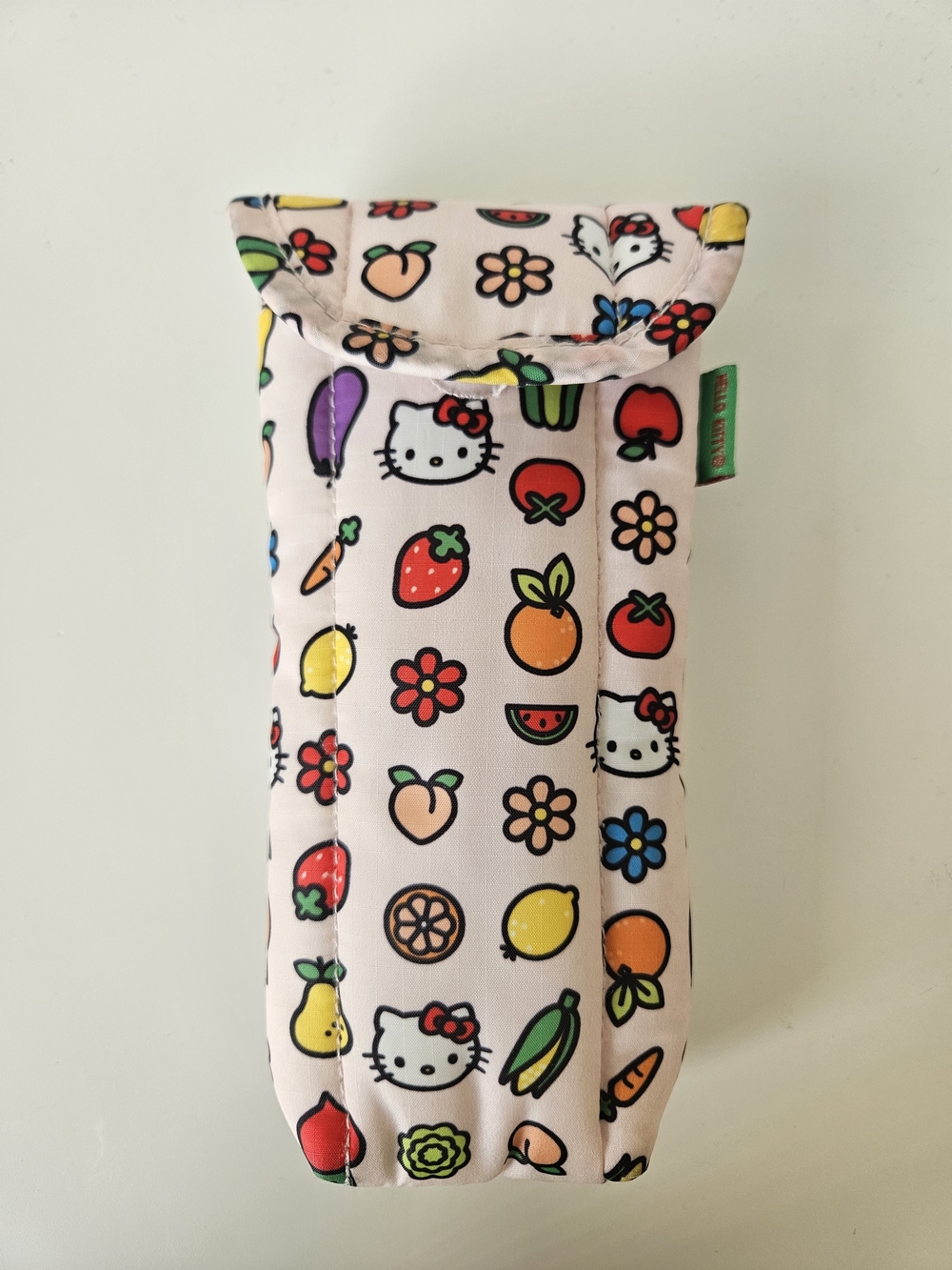 EUC Baggu Hello Kitty Puffy Eyeglasses Case